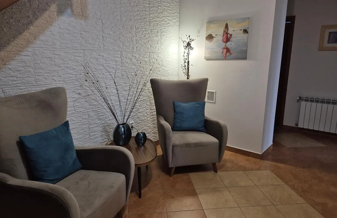 Villa Enigma-1